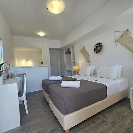 Hotel Galazio & Batsi (Andros)